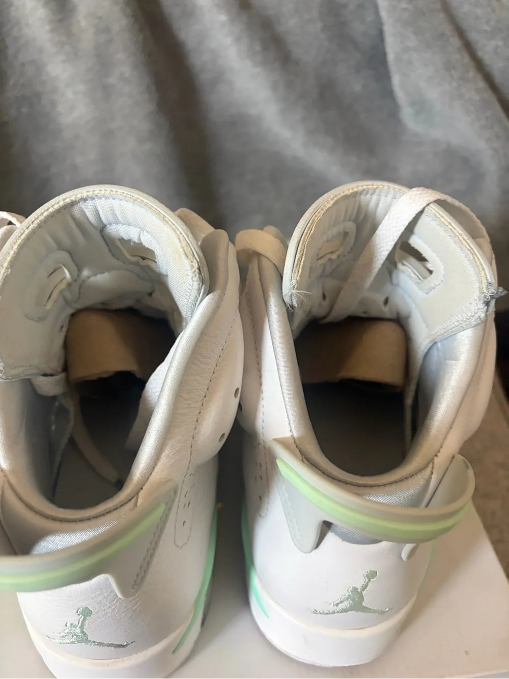 Nike Women's Air Jordan 6 retro